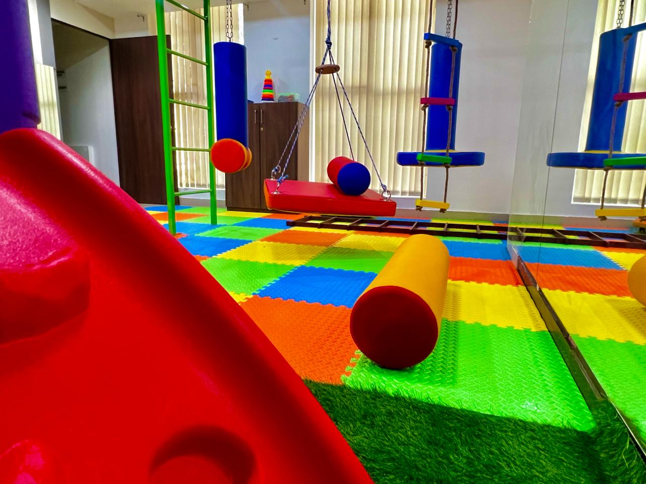 Orange CDC therapy room